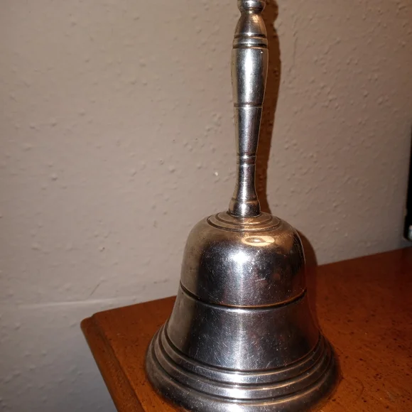Silver Cast Metal Bell - Picture 8 of 8